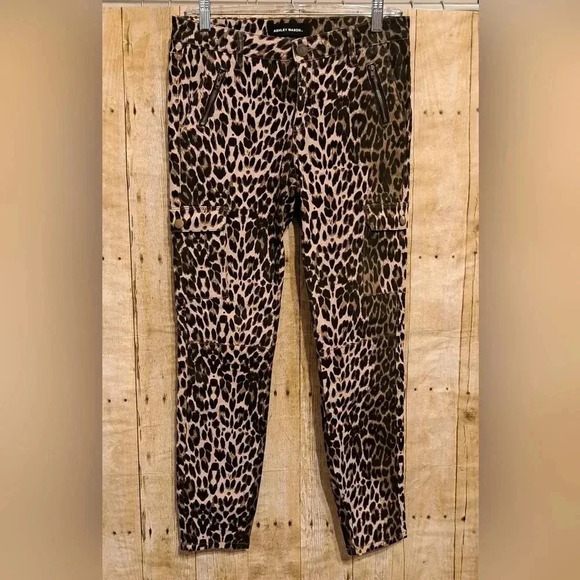 Ashley Mason | Junior Pants | Animal Print | Size 9 - Picture 1 of 11